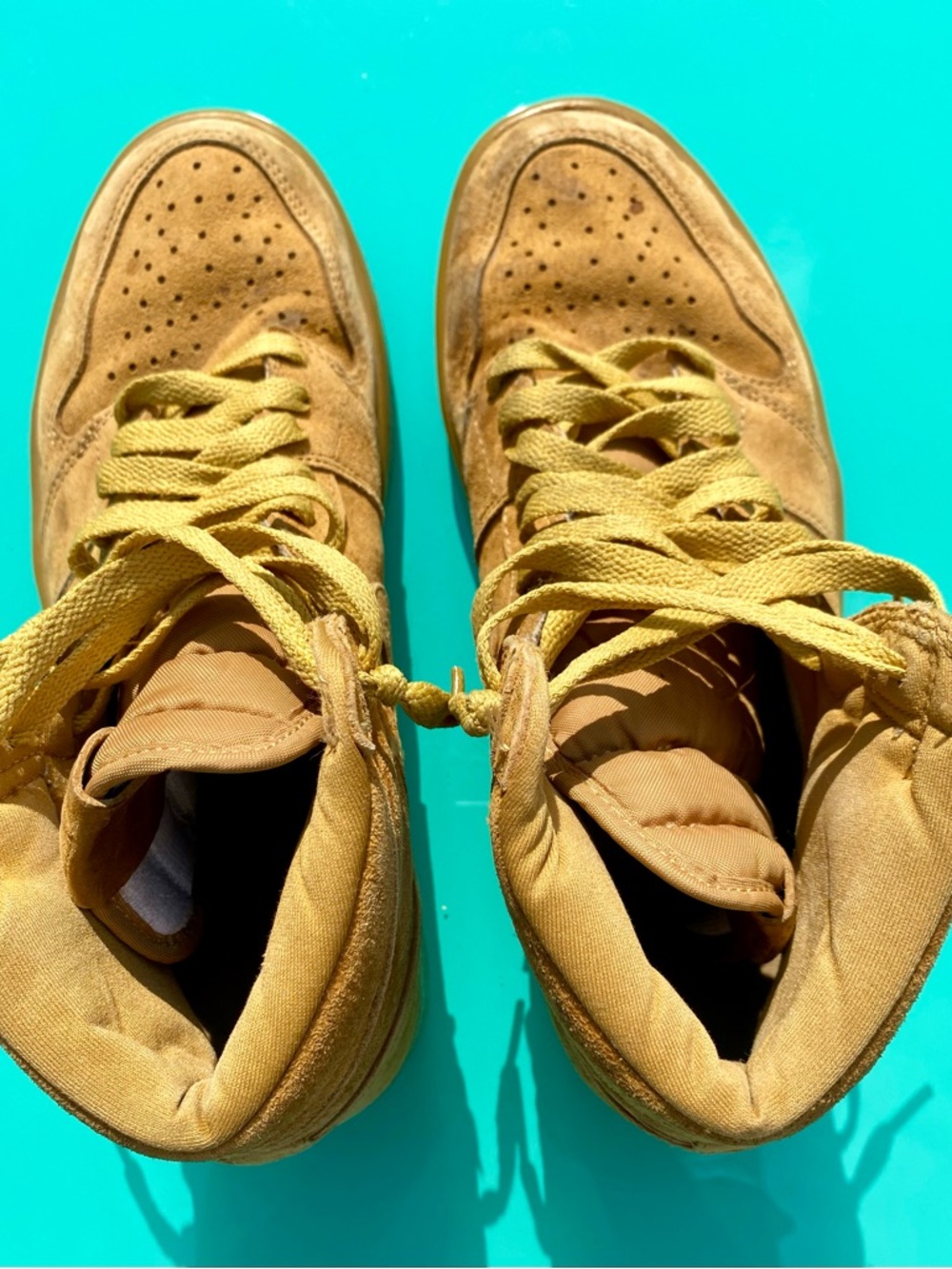 Nike Air Jordan Men’s Leather High-Top Sneakers - Picture 7 of 7